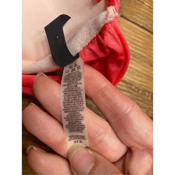 Victorias Secret 32B push-up strapless pink bikini top sexy - Picture 4 of 4